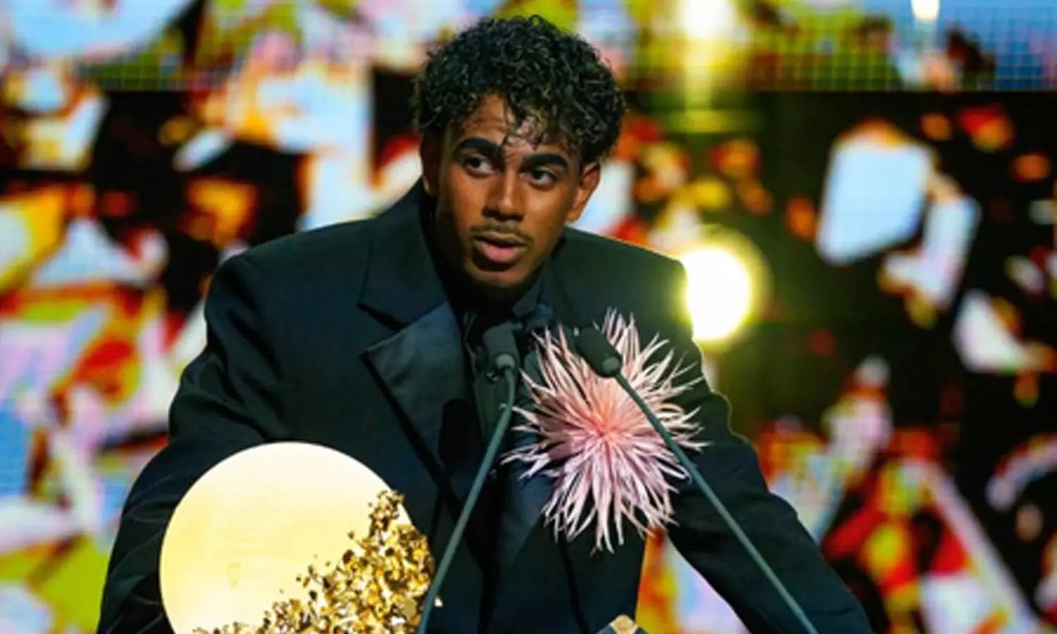 Ballon d’Or: Lamine Yamal wins young talent of the year award for third consecutive year Ballon d’Or: Lamine Yamal wins young talent of the year award for third consecutive year