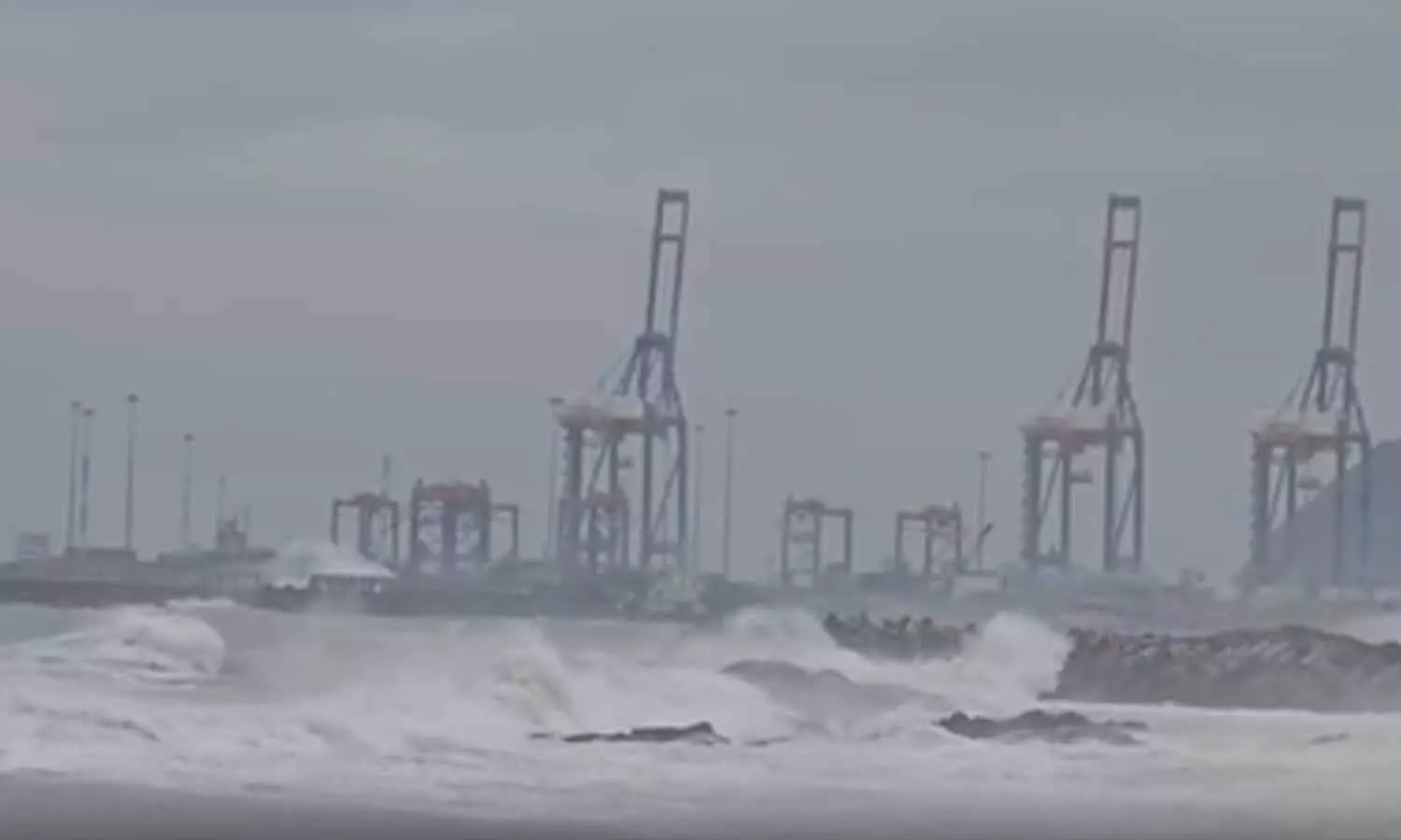 Arnab turns into very severe cyclone; impact begins along Andhra coast Arnab turns into very severe cyclone; impact begins along Andhra coast