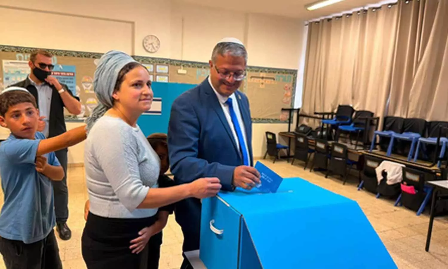 Voting underway in Israels high-stakes Knesset elections Voting underway in Israels high-stakes Knesset elections
