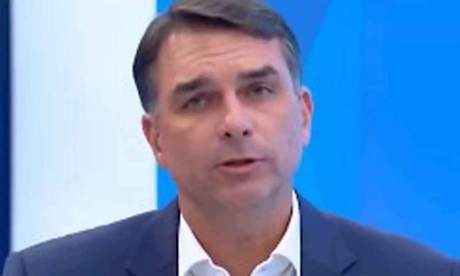 US to grant visas to Flavio Bolsonaro and his family after Brazil election loss US to grant visas to Flavio Bolsonaro and his family after Brazil election loss
