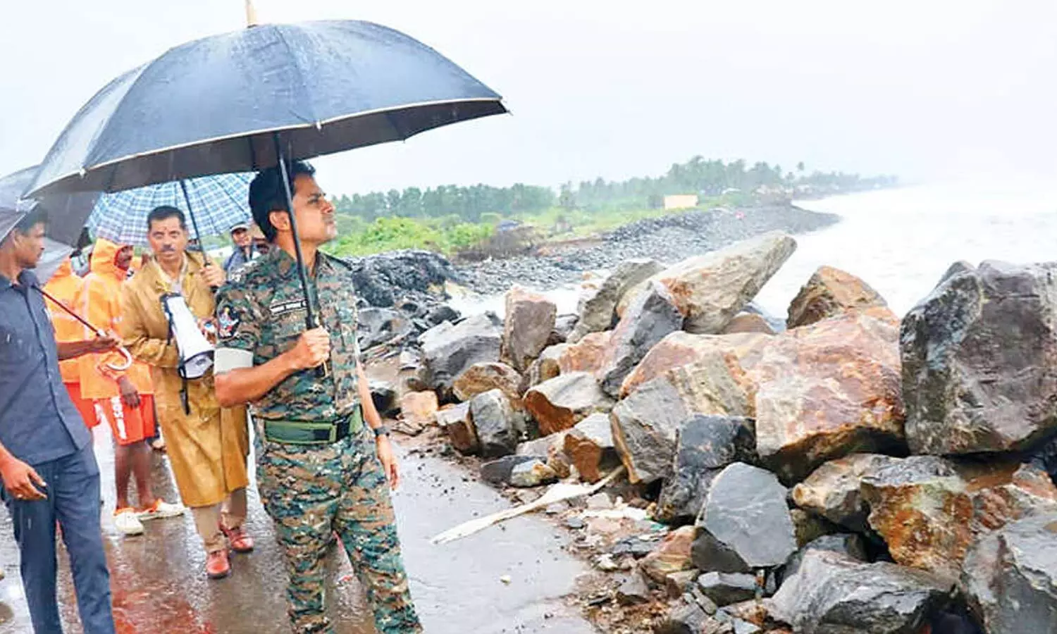 SP G Bindumadhav inspecting Uppada coast in U Kothapalli mandal on Tuesday SP G Bindumadhav inspecting Uppada coast in U Kothapalli mandal on Tuesday