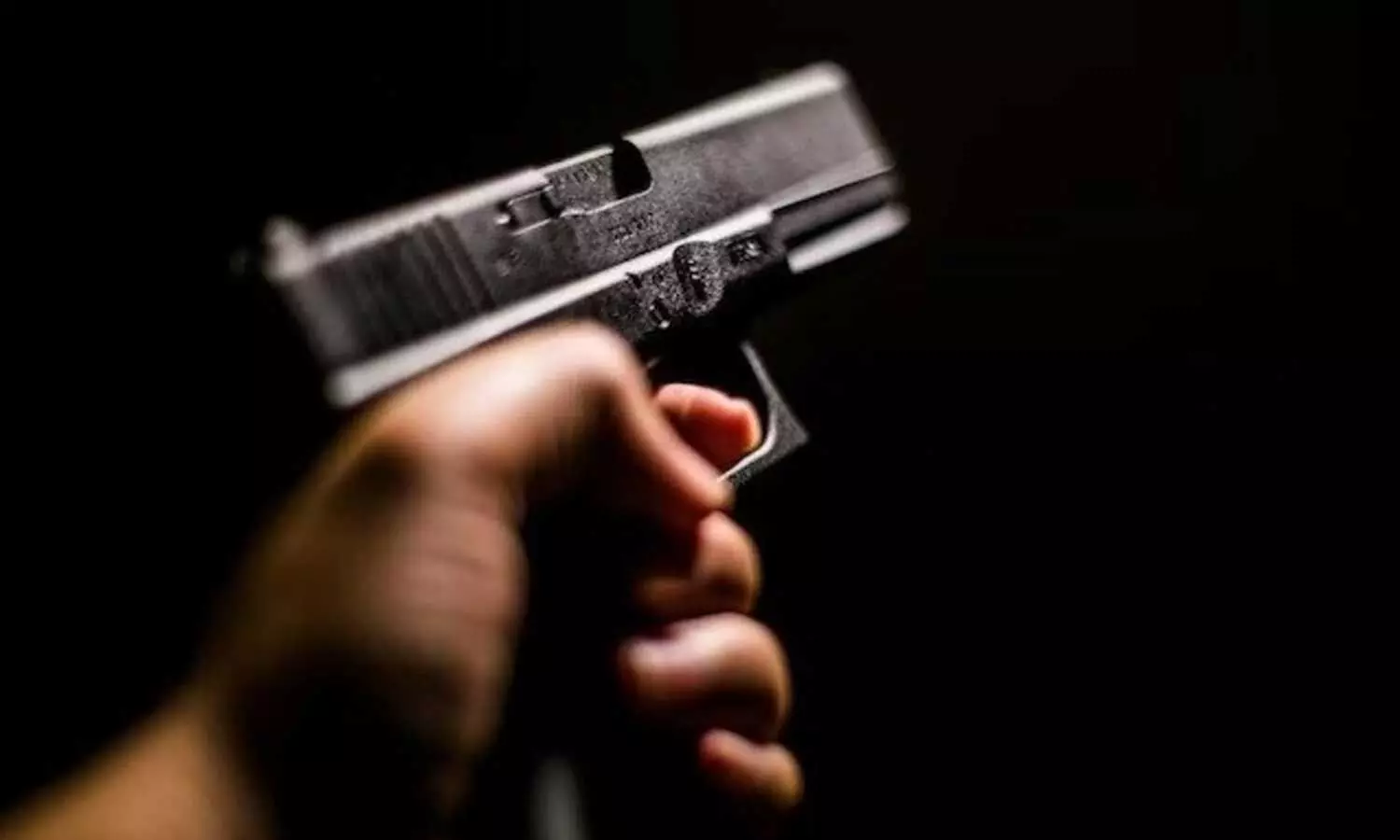 Masked assailants fire bullets at Dubai-based businessman’s home Masked assailants fire bullets at Dubai-based businessman’s home