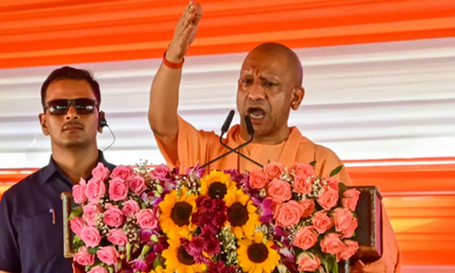 UP govt bars those advocating ‘violent regime change’ from govt jobs UP govt bars those advocating ‘violent regime change’ from govt jobs