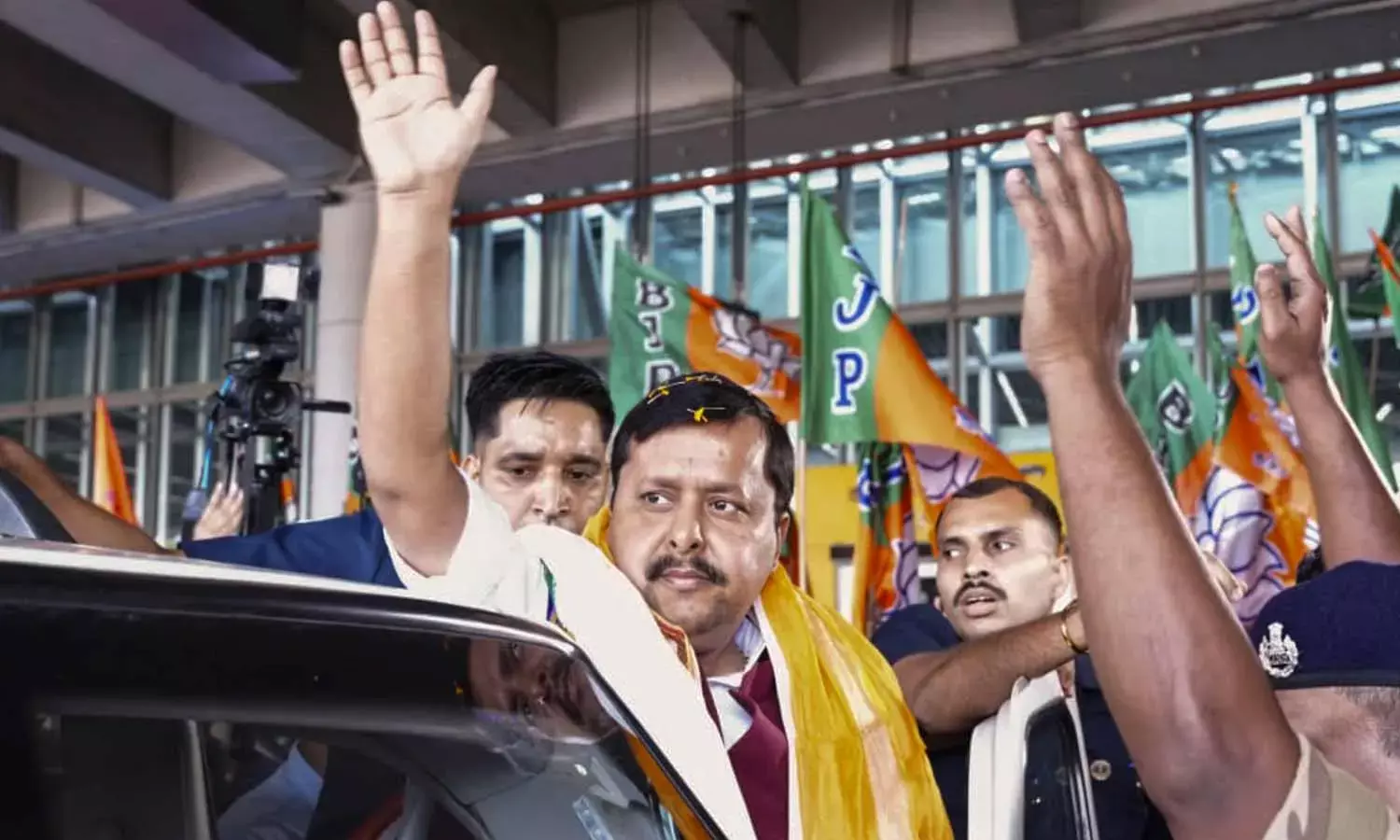 BJP Holds High-Level Huddle to Plan Rallies, Strategise for Polls BJP Holds High-Level Huddle to Plan Rallies, Strategise for Polls
