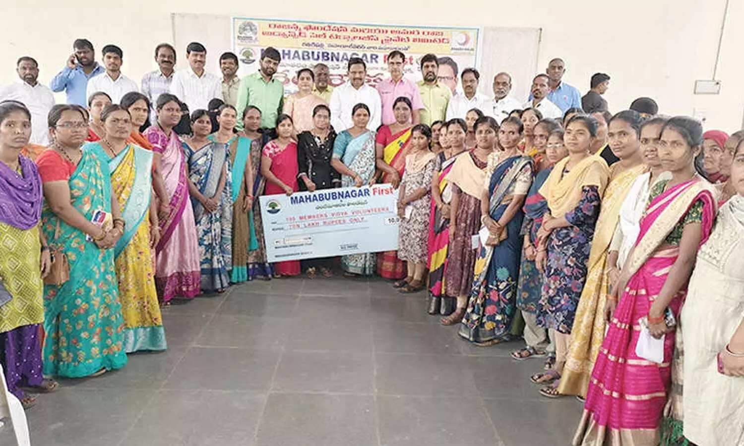 Poverty should not be a barrier for talent: Yennam Reddy Poverty should not be a barrier for talent: Yennam Reddy