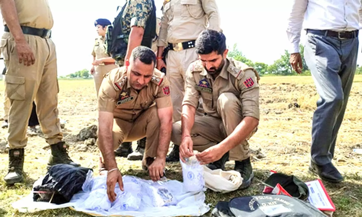Army shifts J&K anti-drug fight from border surveillance to breaking demand Army shifts J&K anti-drug fight from border surveillance to breaking demand