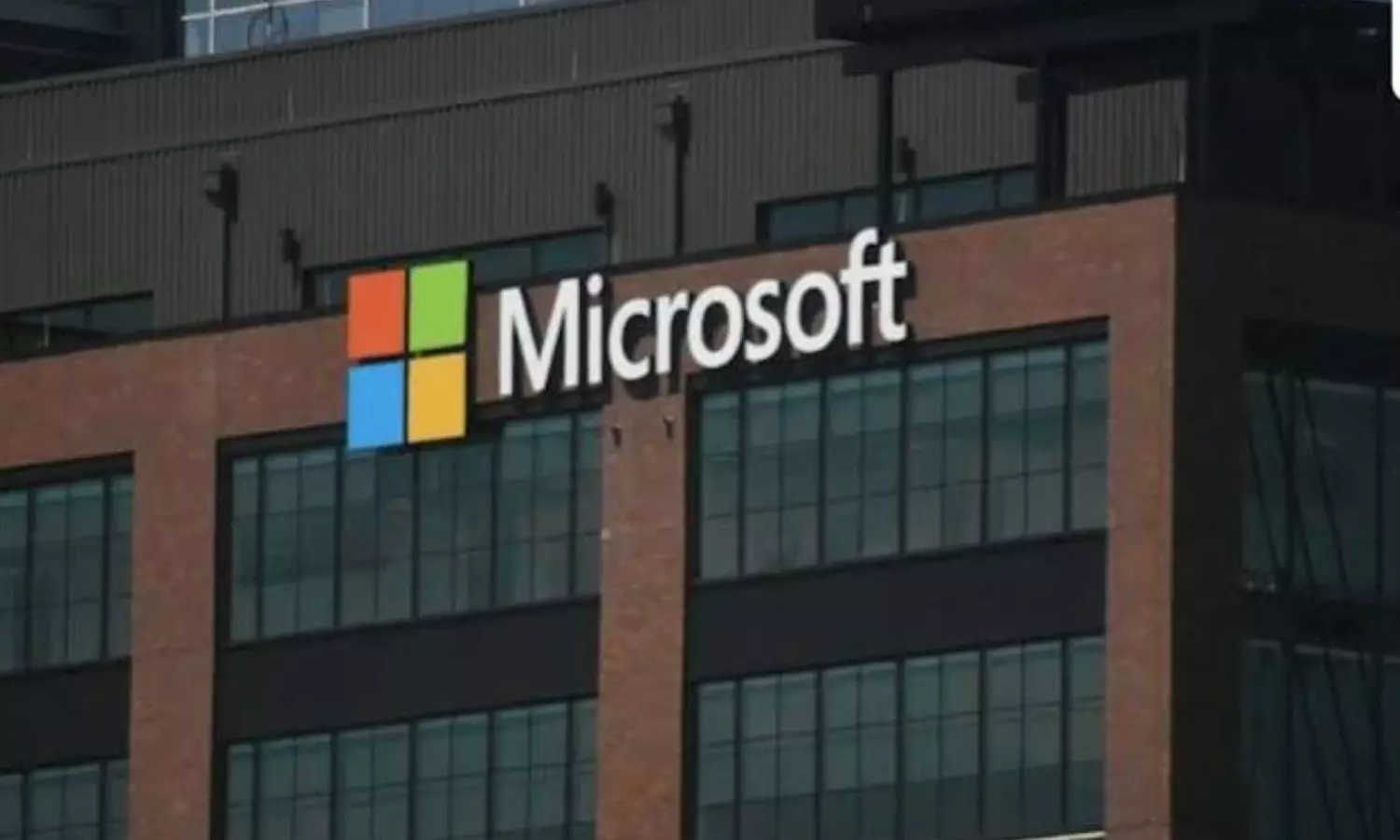 Microsoft is offering voluntary buyouts to around 60,000 employees Microsoft is offering voluntary buyouts to around 60,000 employees