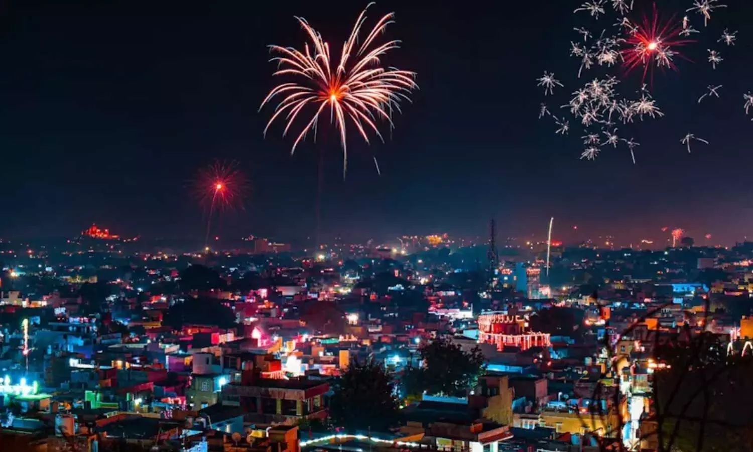 UP govt to ensure 24-hour power supply during Diwali UP govt to ensure 24-hour power supply during Diwali