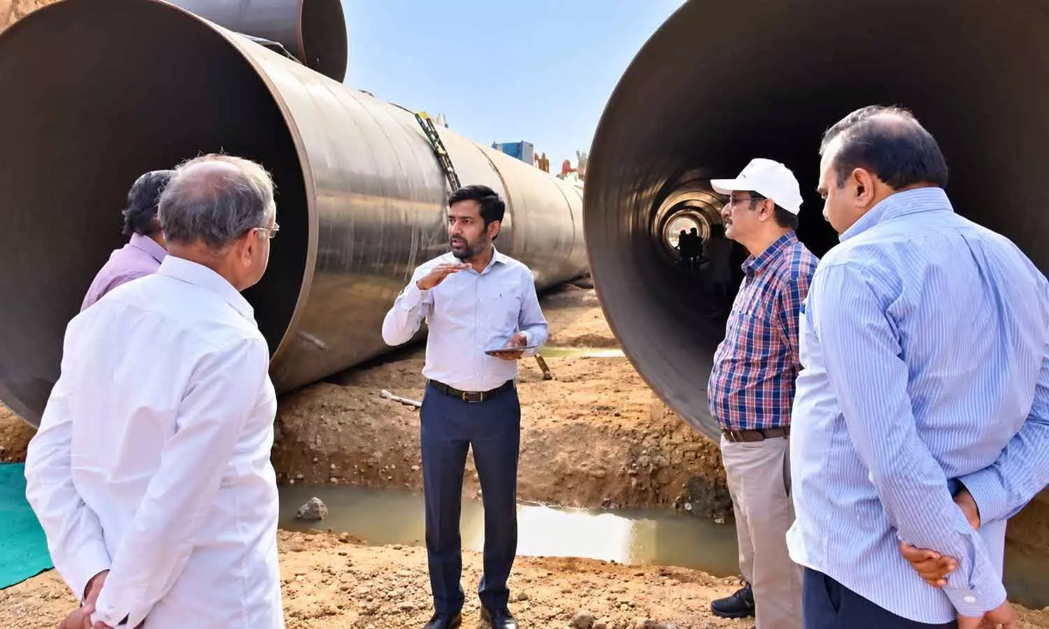 Hyderabad Metropolitan Water Supply and Sewerage Board (HMWSSB) Managing Director Ashok Reddy reviewing the preparatory works Hyderabad Metropolitan Water Supply and Sewerage Board (HMWSSB) Managing Director Ashok Reddy reviewing the preparatory works