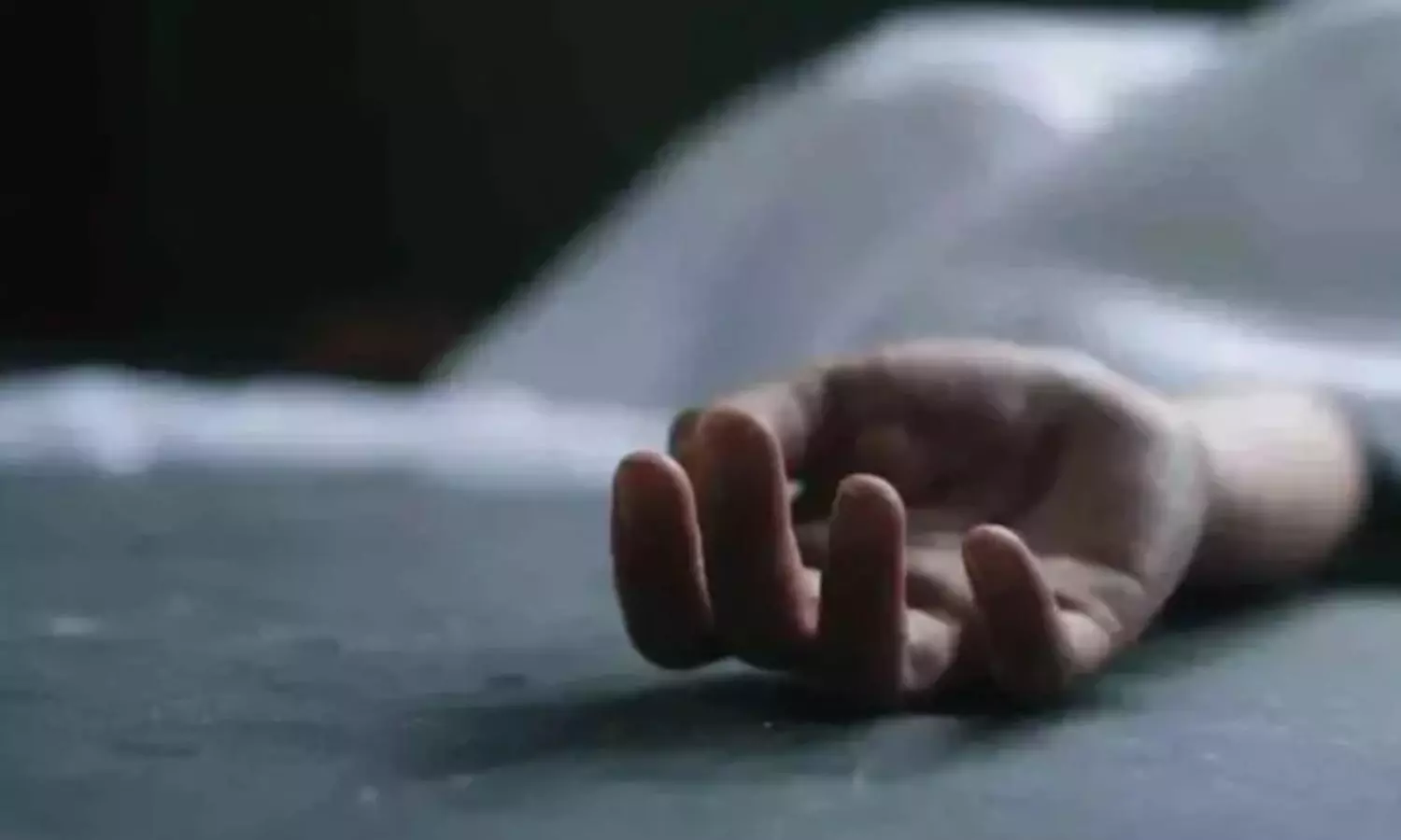 Two engineering students electrocuted in Moinabad Two engineering students electrocuted in Moinabad
