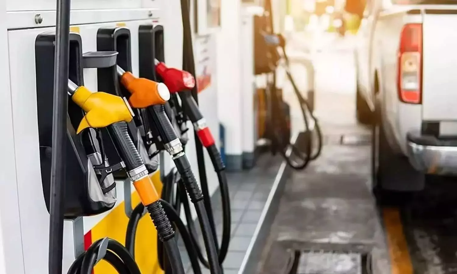 Petrol and diesel prices today in Hyderabad, Delhi, Chennai and Mumbai on 31 October 2026 Petrol and diesel prices today in Hyderabad, Delhi, Chennai and Mumbai on 31 October 2026