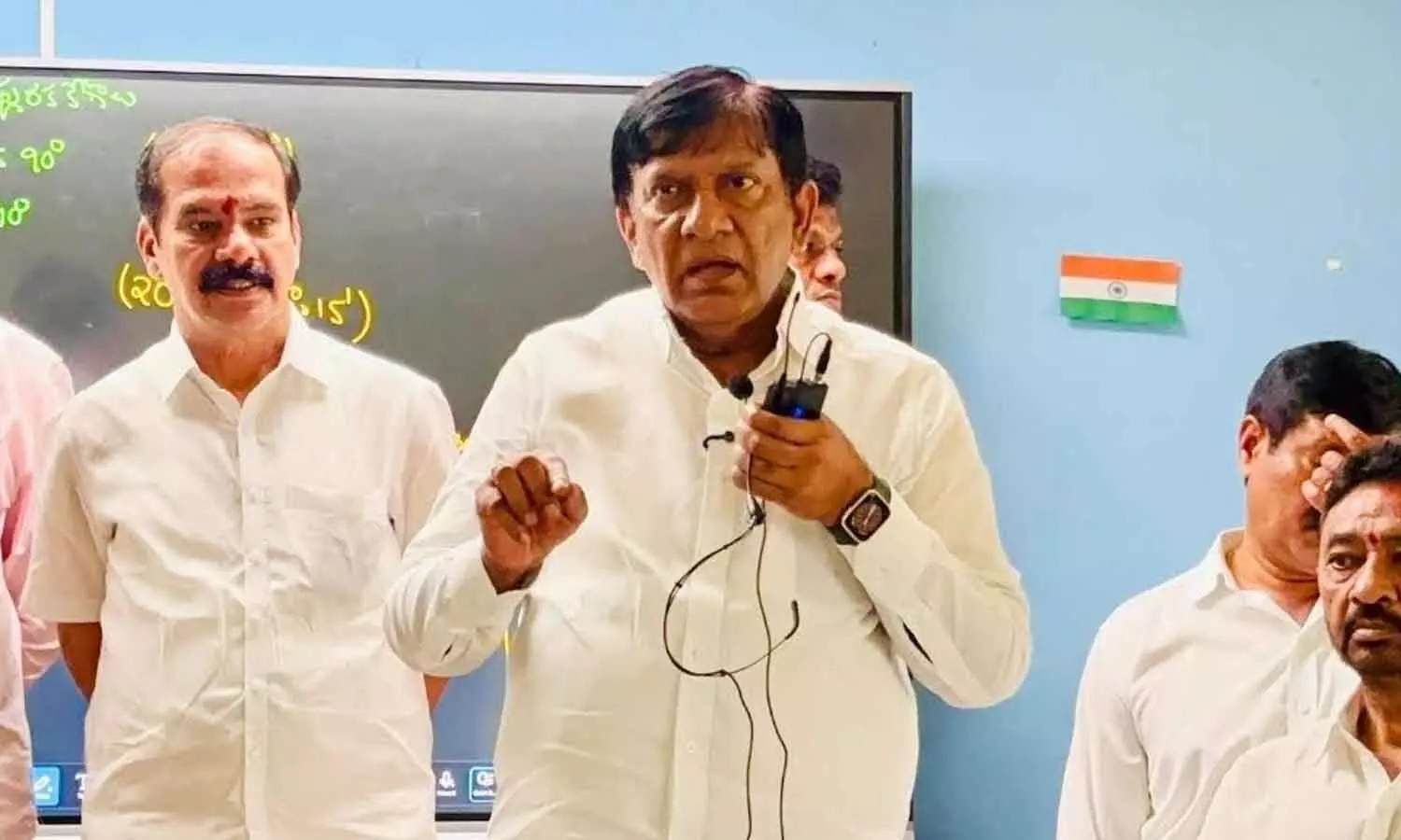 Former MP B. Vinod Kumar and former MLA DasyamVinayBhaskar have called on eligible graduates to register as voters and actively participate in the upcoming Graduate MLC elections, Former MP B. Vinod Kumar and former MLA DasyamVinayBhaskar have called on eligible graduates to register as voters and actively participate in the upcoming Graduate MLC elections,