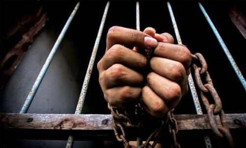 5 burglars arrested in Dwarka