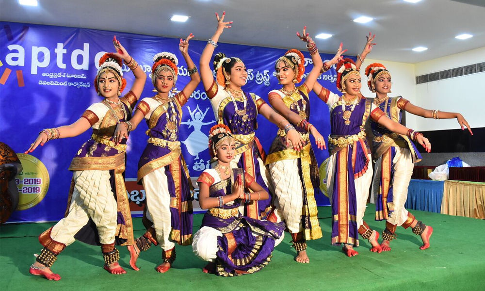 Artistes shine with talent at Natya Tarang