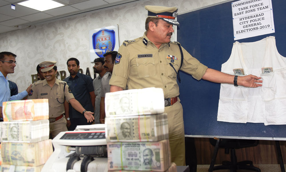 Cops seize  90L unaccounted money, arrest 4 persons in city