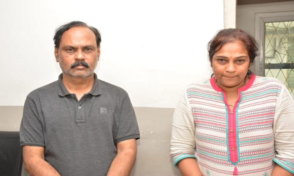 Two held for conning people of  3 crore