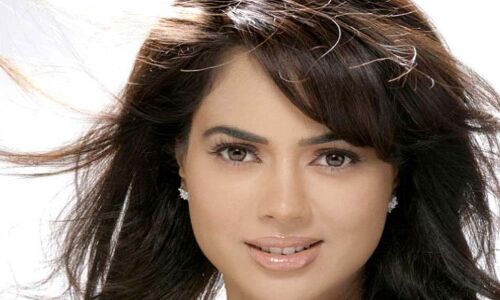 Sameera Reddy condemns body-shamers