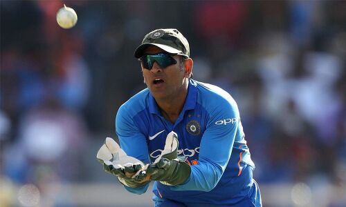 Unfair to compare Pant with Dhoni