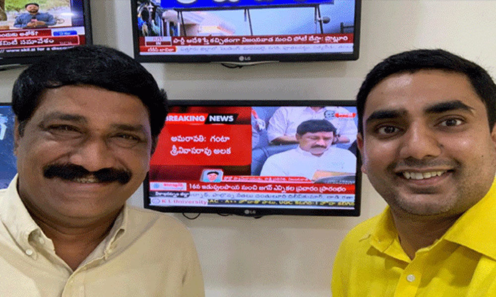 Nara Lokesh selfie with minister Ganta, gives counter to YSRCP