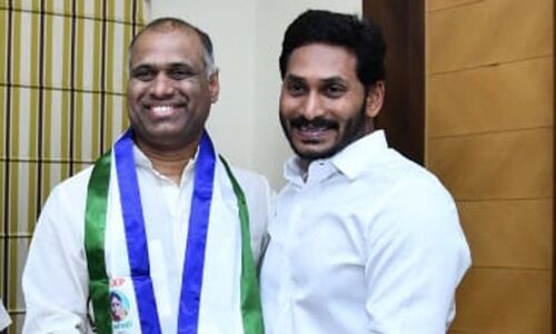 Potluri Varaprasad joins YSRCP
