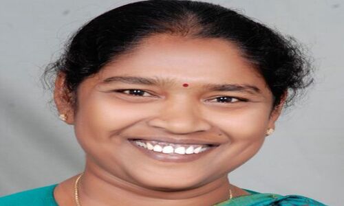 Can Seethakka turn the tables on TRS?