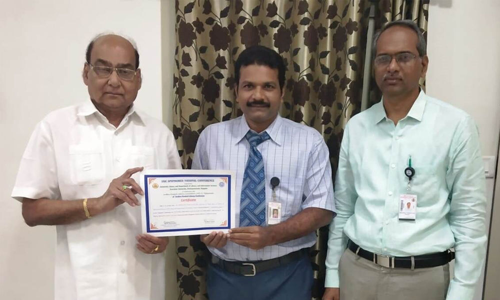 QIS librarian receives appreciation at national meet in Ongole