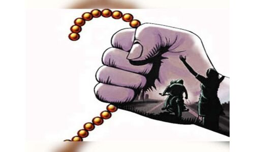 Residents of the Domlur 2nd stage take charge over chain snatchers