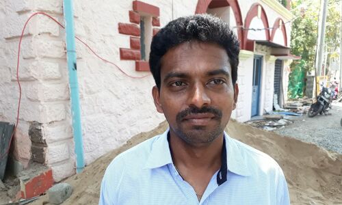 Cops seize 50 lakh bank cash in Kakinada