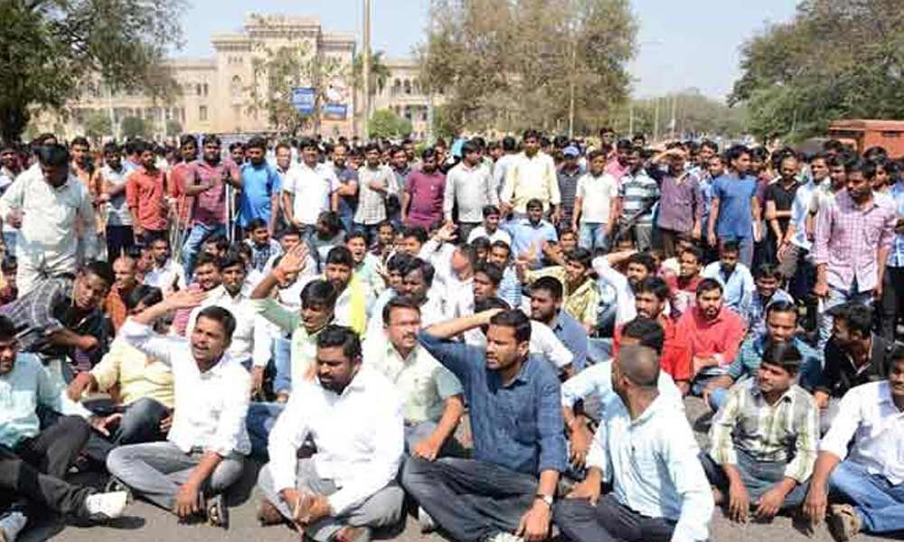 PDSU activists take out rally in OU
