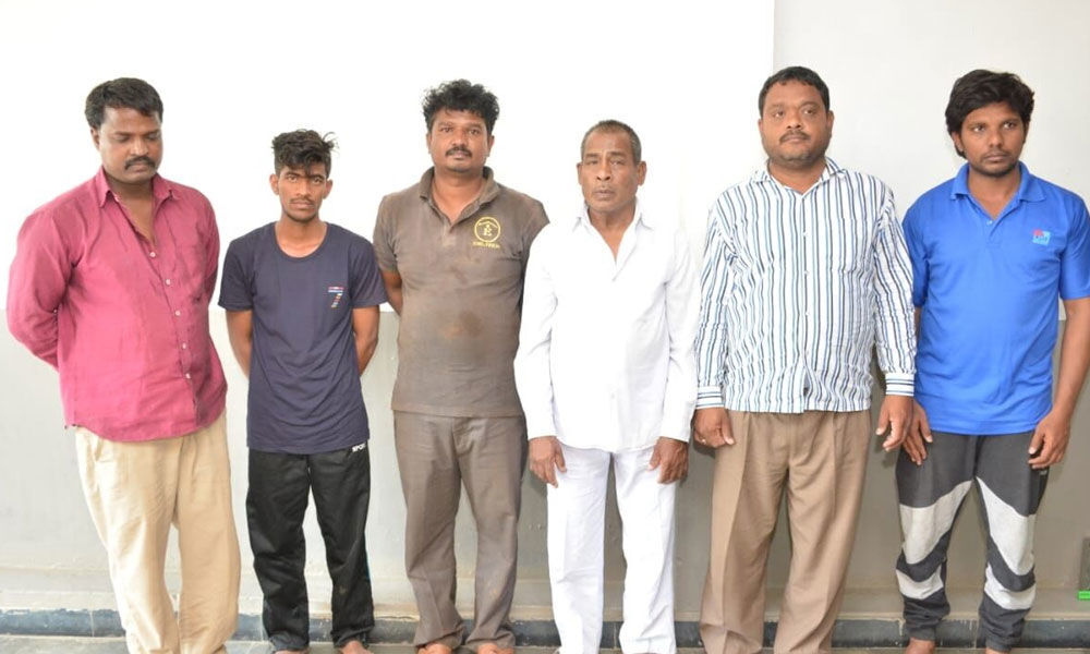 Gutka smuggling gangsters arrested,  1.2 cr products seized