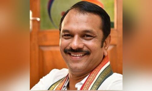 Congress to suffer blow with yet another defection