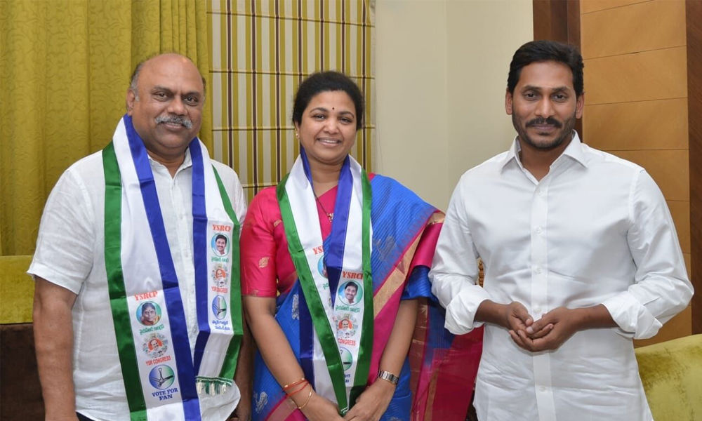 Kurnool MP Butta Renuka back in YSR Congress party