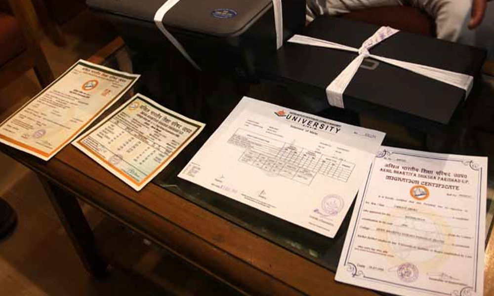 Fake certificate racket busted, 2 arrested