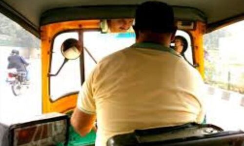 Girl jumps from moving auto to resist molestation by driver in Lucknow