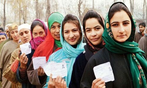 Newbies may test regular J&K parties