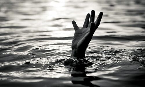 Two students drown in tank