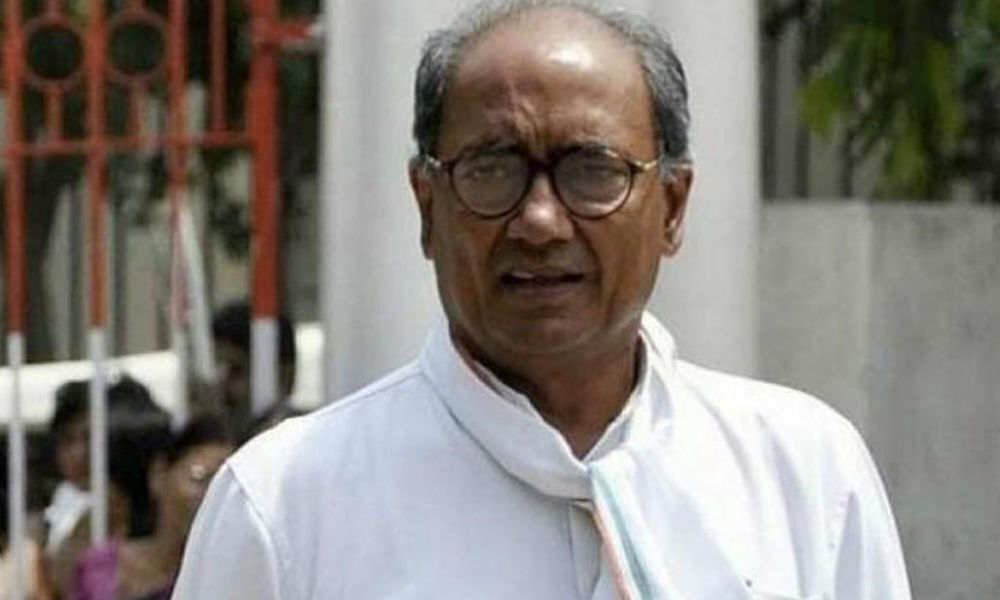 Kamal Nath urges Digvijaya to pick toughest seat for LS polls