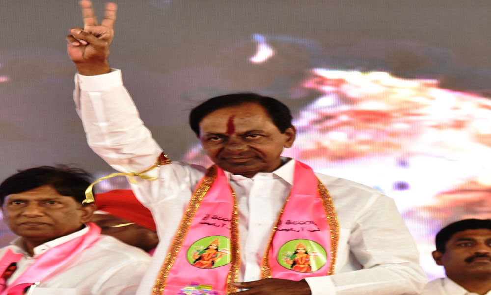 KCR calls for Cong, BJP-Mukt Bharat