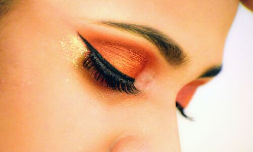 Sunset makeup for eyes