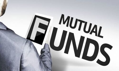 Do closed ended funds offer superior returns to open ended funds?