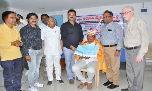 Make it tough for the corrupt