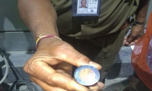 2.3 kg gold seized at RGIA