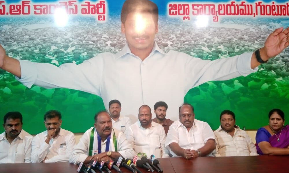 TDP treating women as vote bank, alleges YSRCP