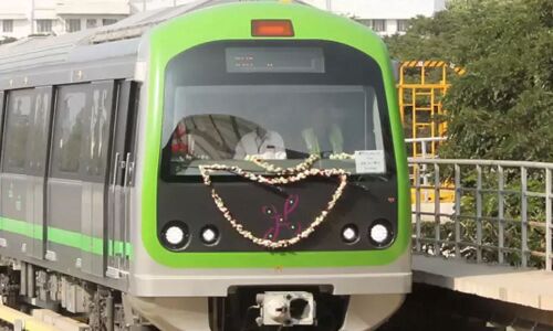 Back on Track: Metros 72-km Phase 2 project.