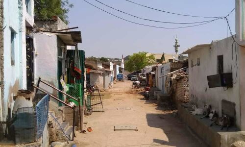 Govt blind to woes of Andhe Langdho ki Basti