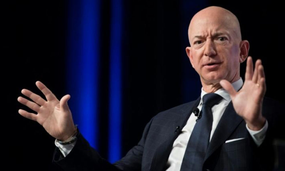 American tabloid paid USD 2 million for Bezos private texts