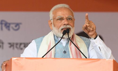 Sangh backs pivot Modi to return to power