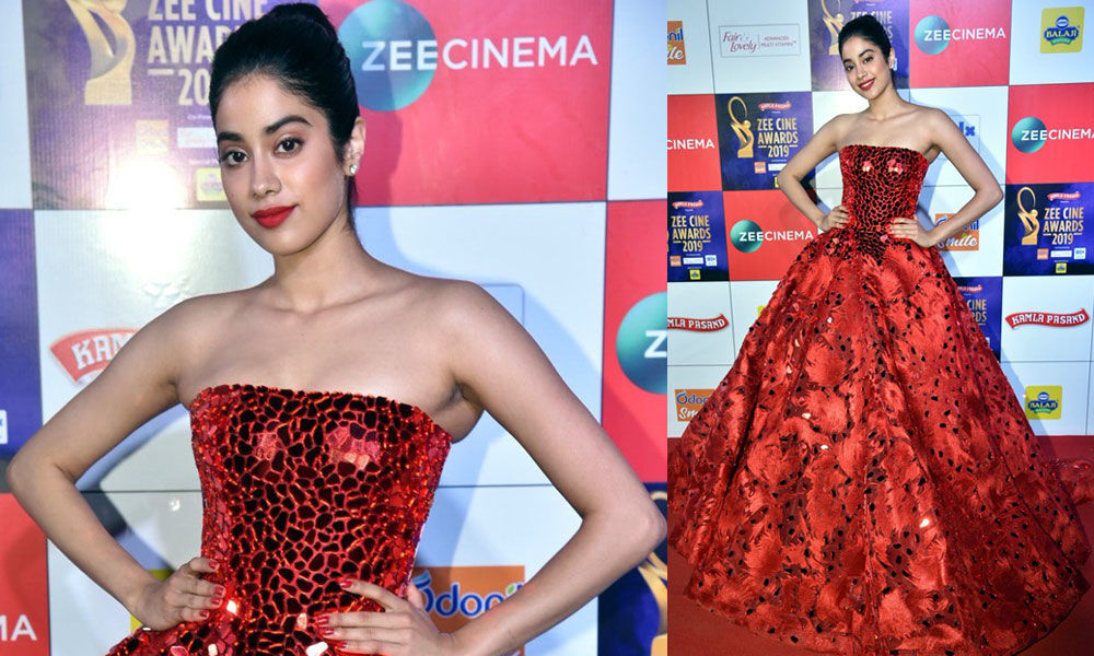 Janvi Kapoor at Zee Cine Awards Red Carpet