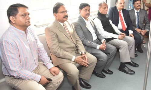 Hyd Metro Rail chugs into IT hub