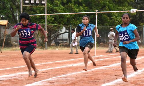 14,024 qualify from Warangal centre